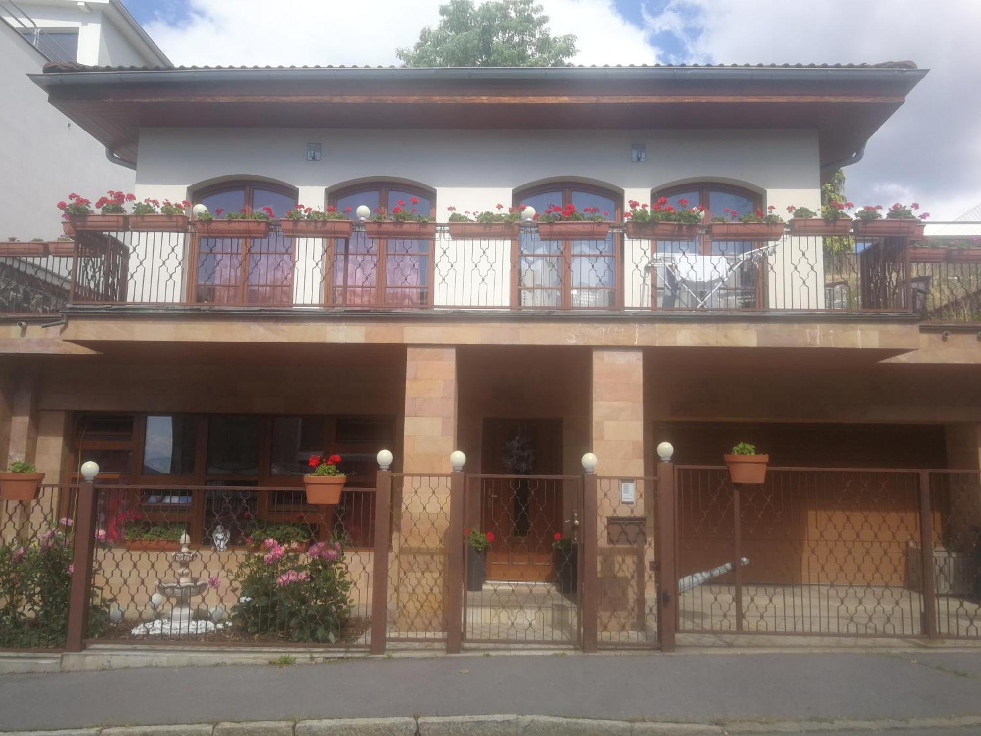 Villa Barrandov Pokoj 3 Прага Екстериор снимка